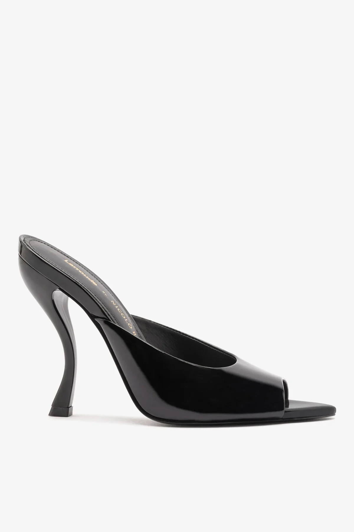 Larroudé x Nicolò B.: Mule Malibu Couro Verniz Preto