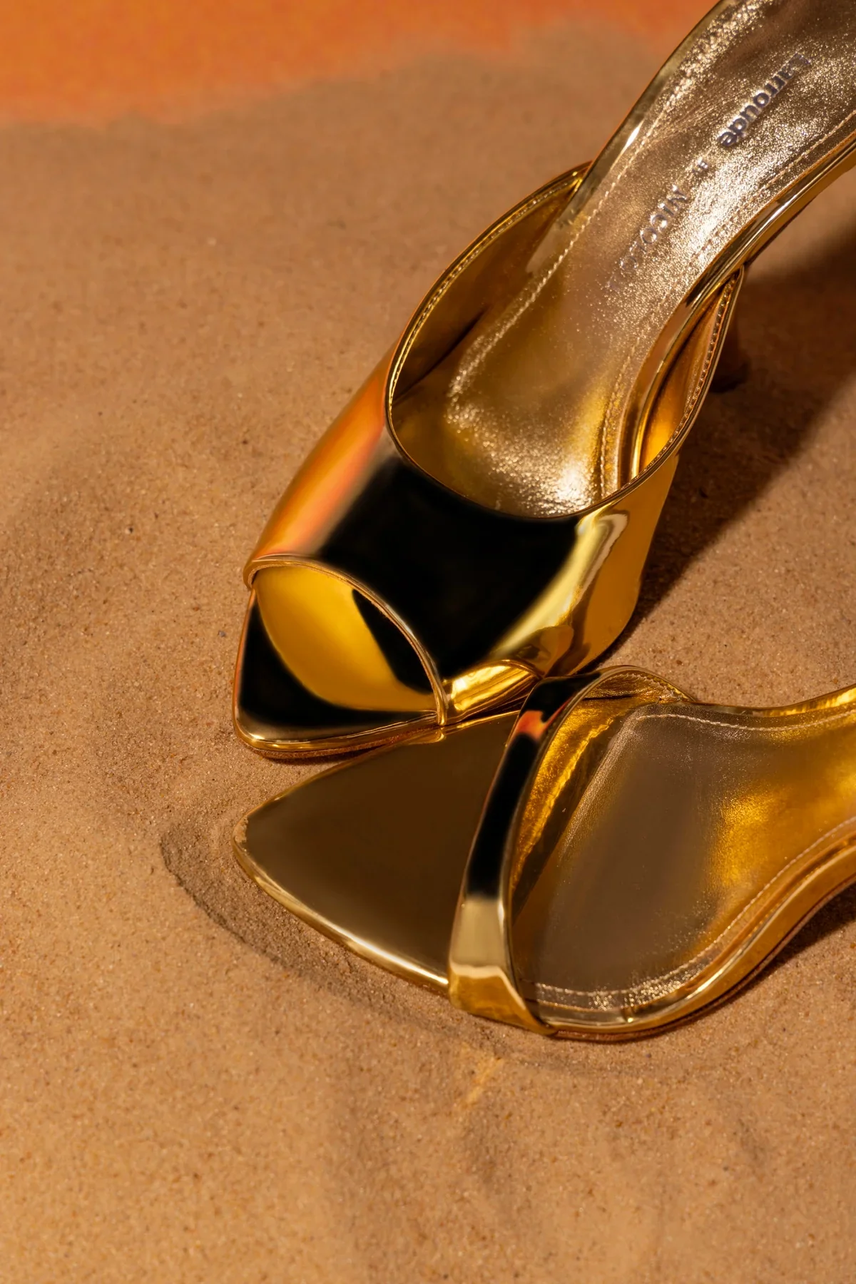 Larroudé x Nicolò B.: Mule Malibu Espelhado Dourado - Image 2