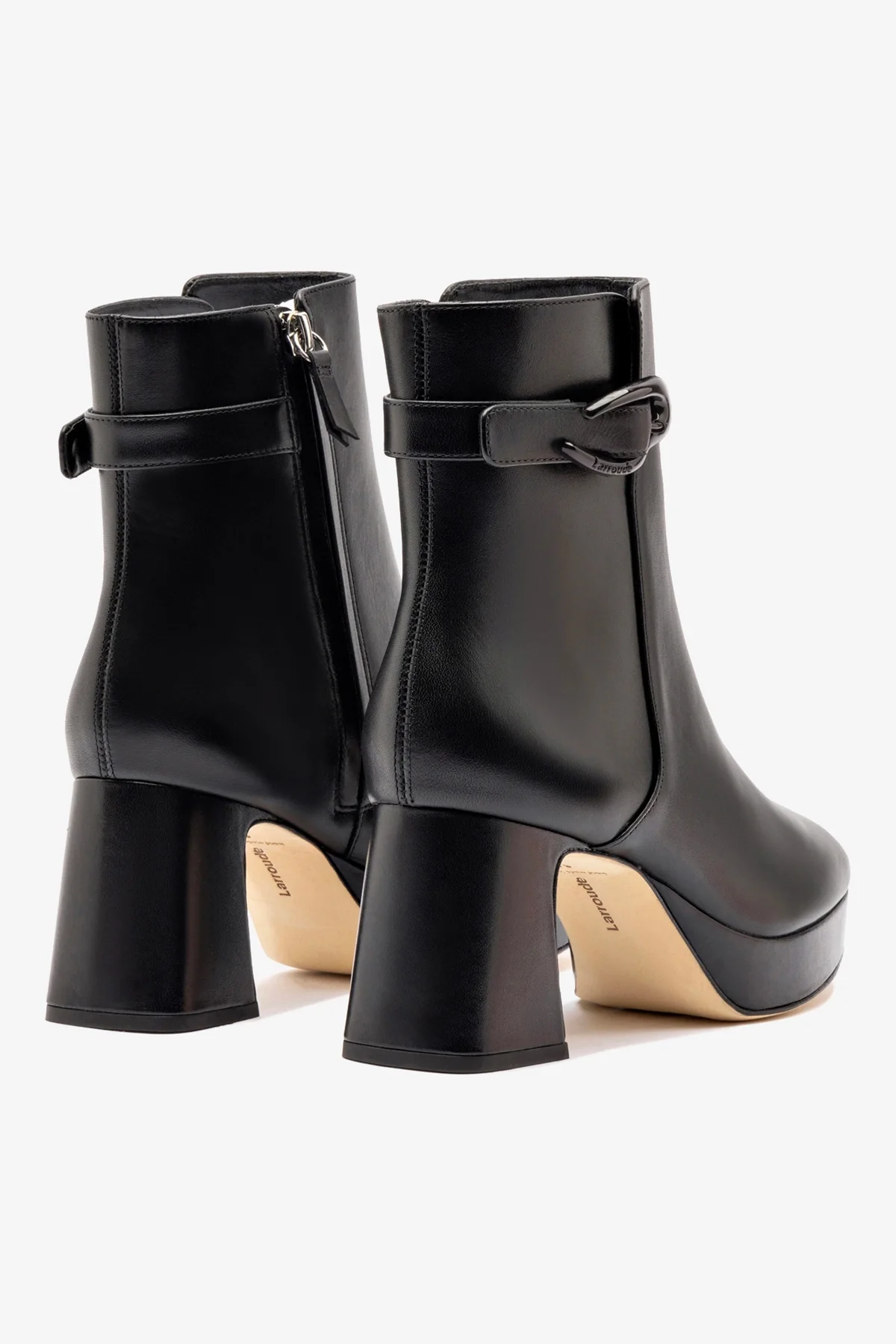 Bota Plataforma Dolly Verona Low Couro Preto - Image 7