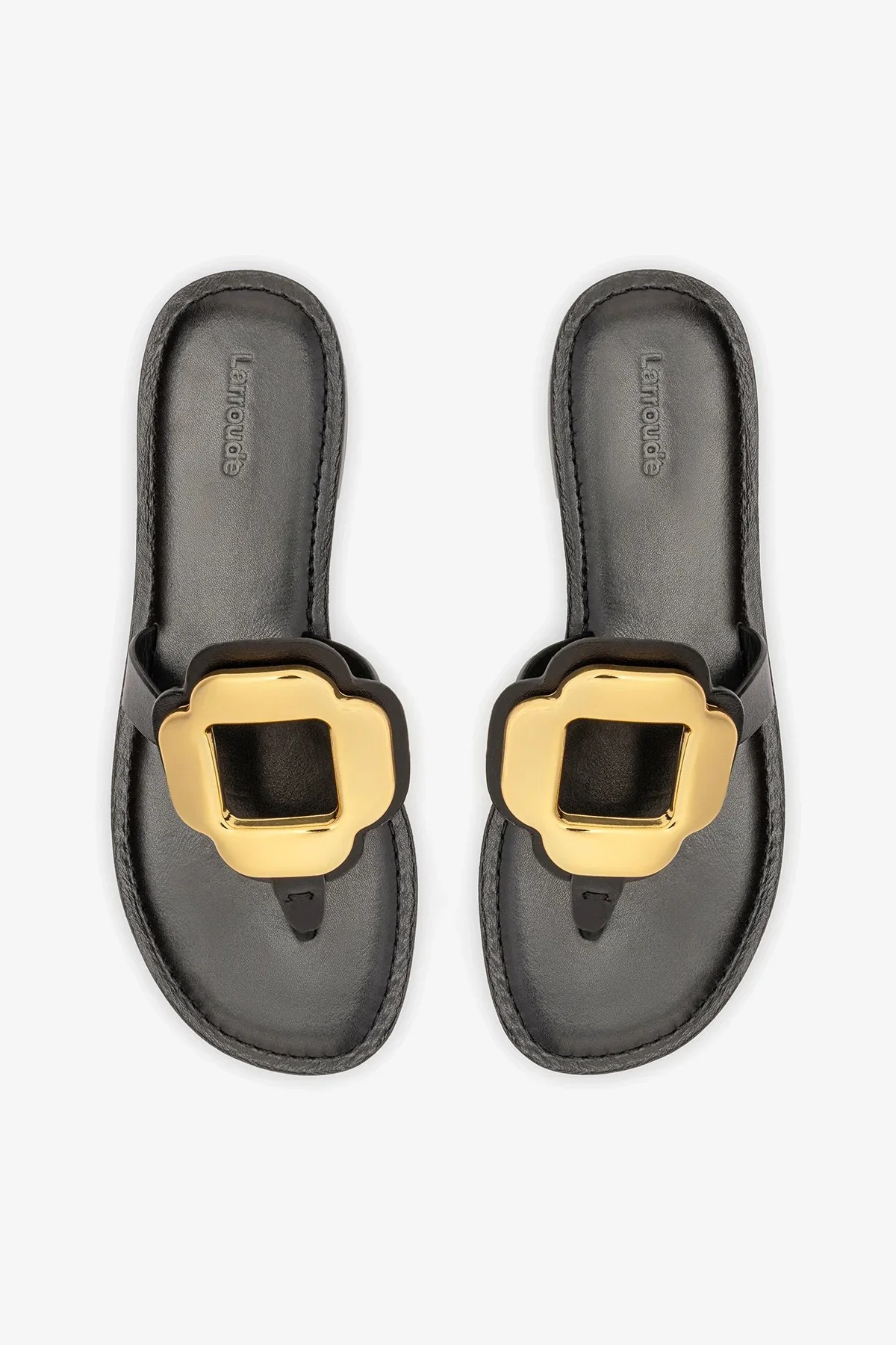 Sandália Flat Margherita Couro Preto e Metal Dourado - Image 7