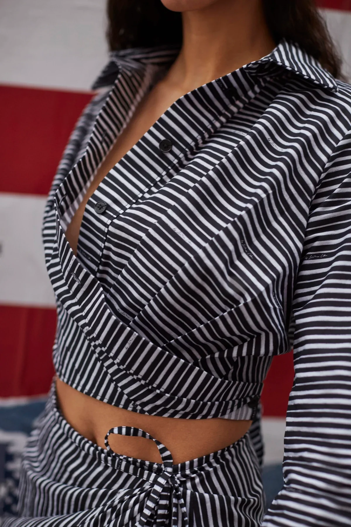Blusa Amarração Rose Algodão Preto e Branco - Image 2