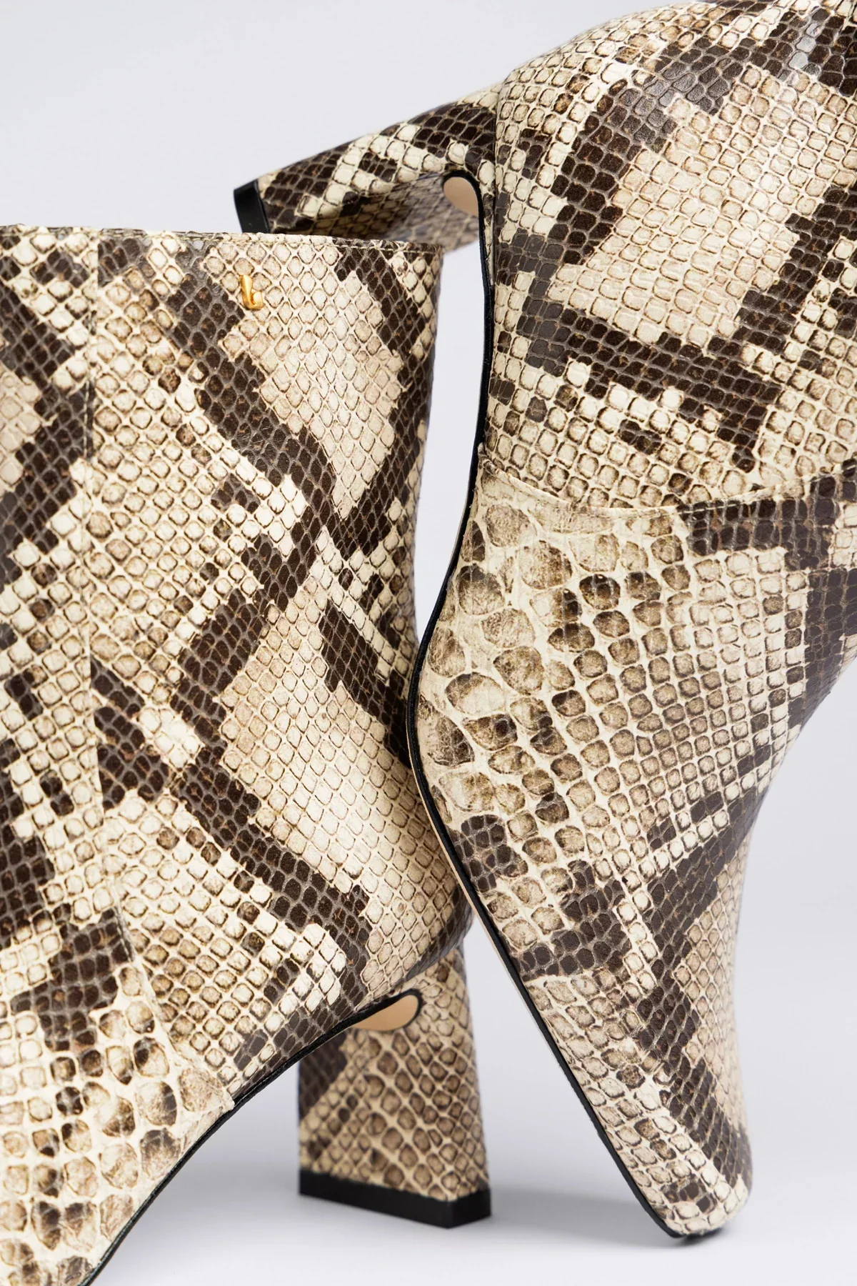 Bota Alexis Couro Cobra Bege - Image 3