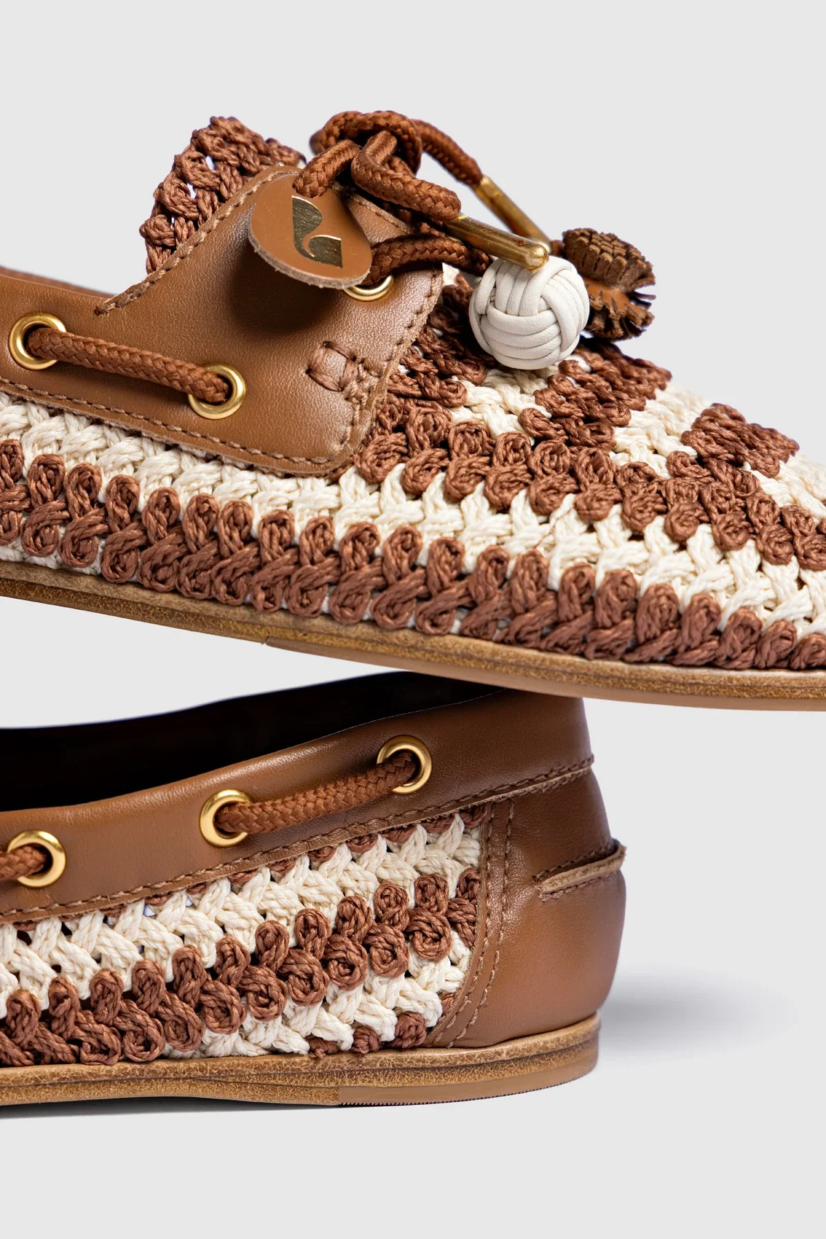Mocassim Boat Shoe Cyprus Crochê e Couro Caramelo - Image 6