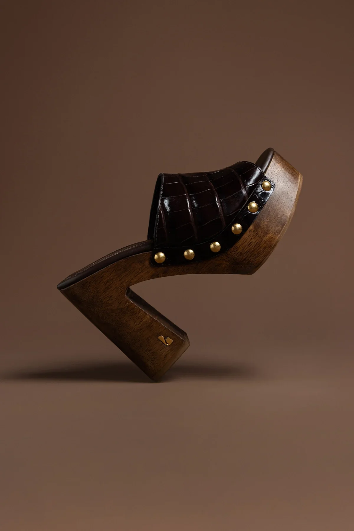 Larroudé x Kenneth Cole: Mule Couro Croco Marrom - Image 2