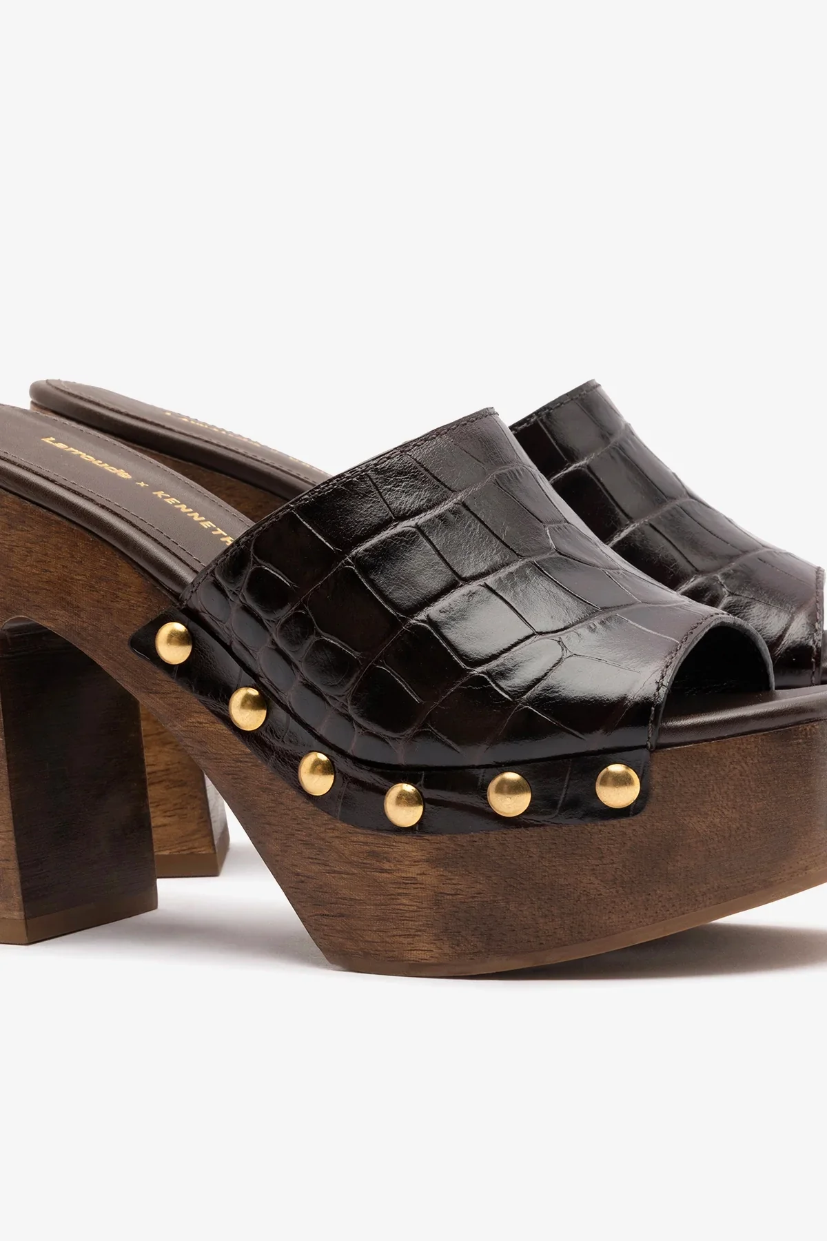 Larroudé x Kenneth Cole: Mule Couro Croco Marrom - Image 4
