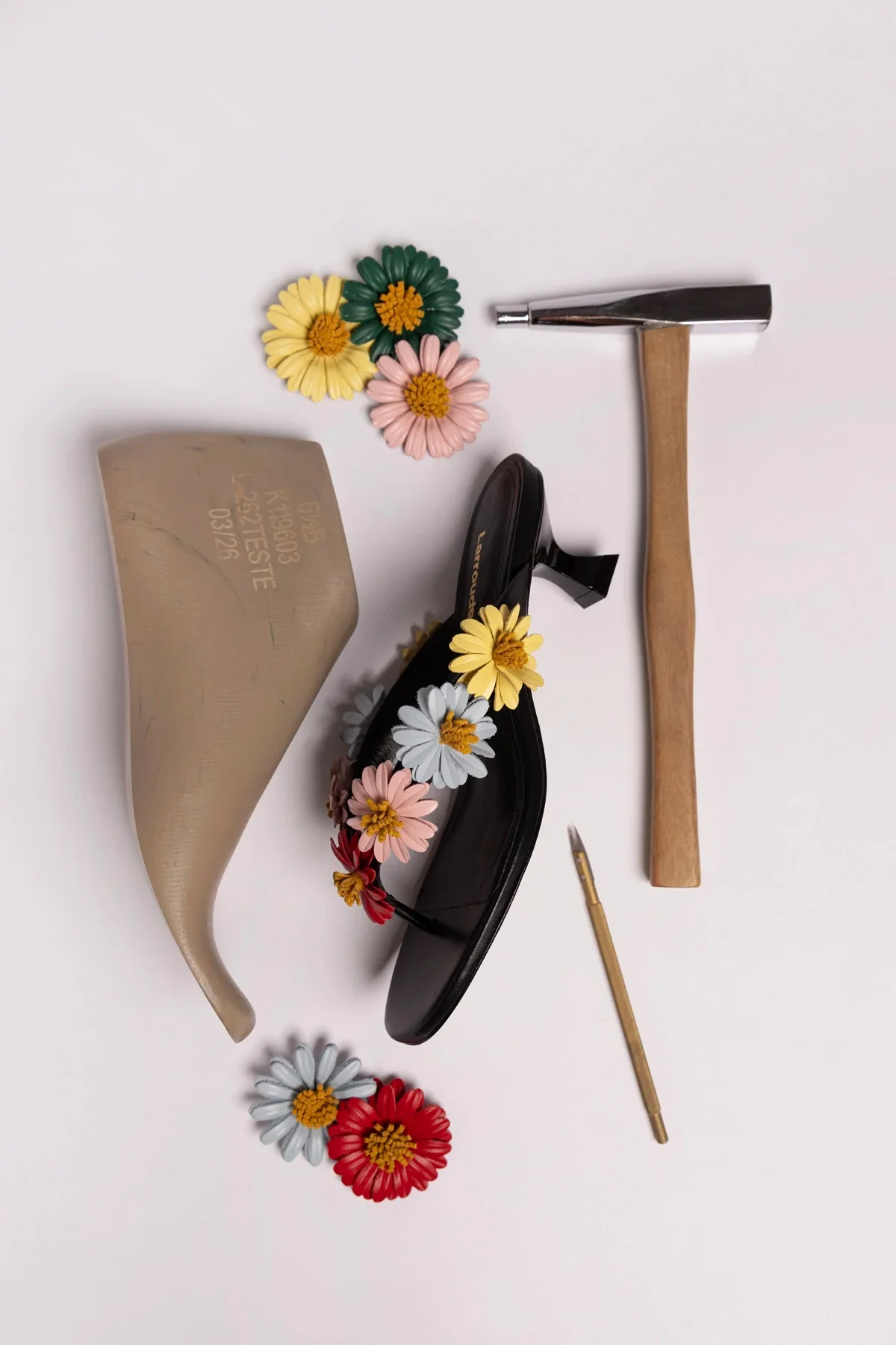 Mule Fiore Couro Preto - Image 6