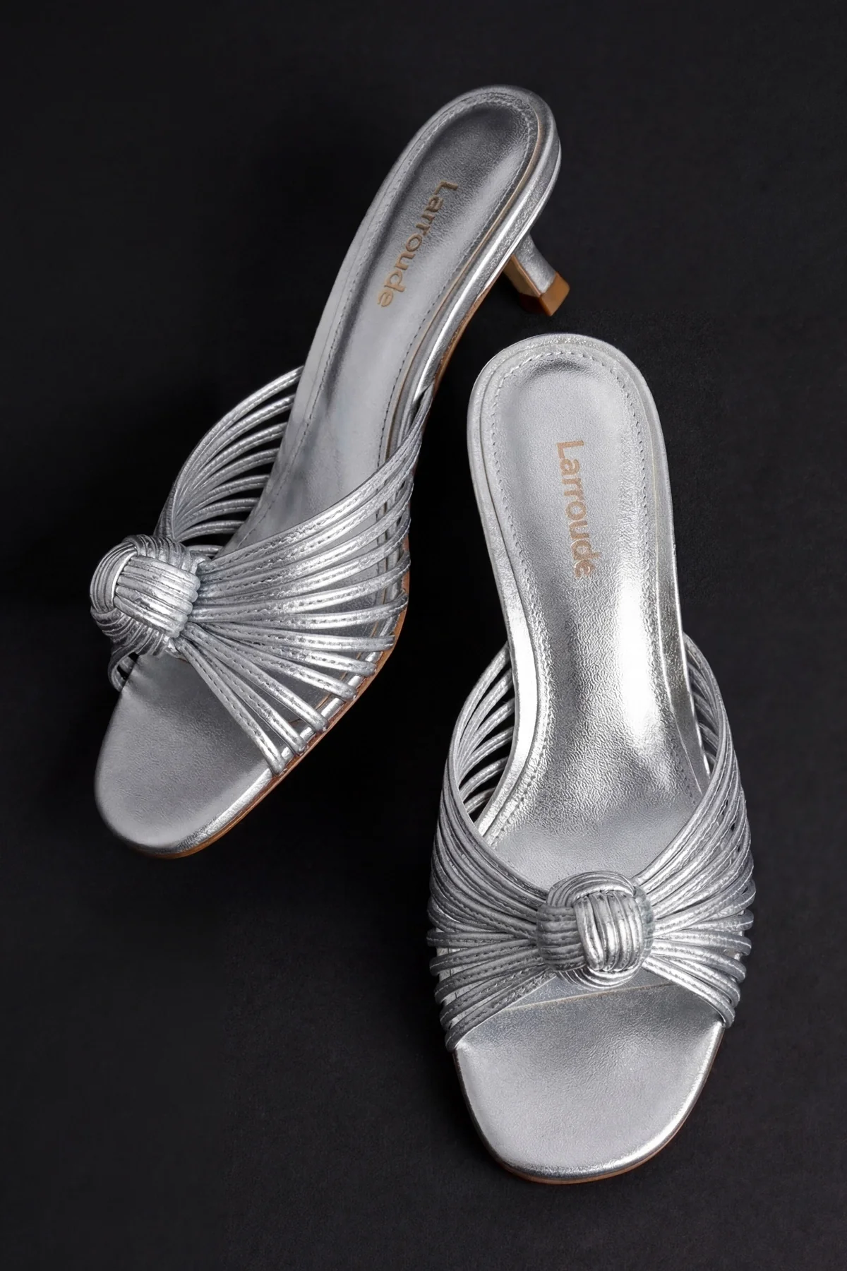 Mule Valerie Couro Prateado - Image 5